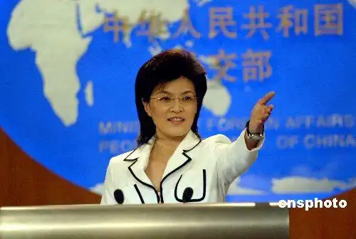 中国外交部新任女发言人亮相