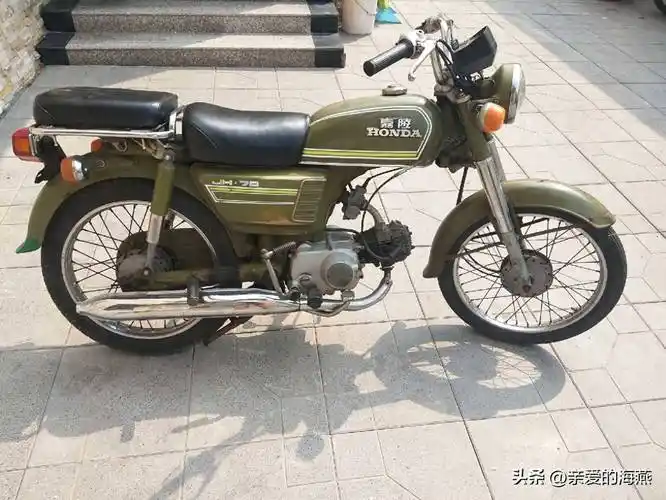 还记得七八十年代邮递员骑的摩托车吗?