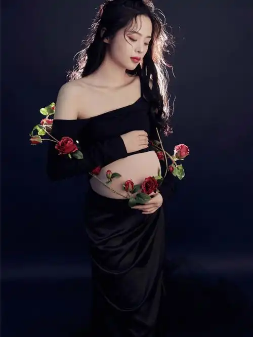 孕妇照丨青岛孕妇照黑色调小众孕照