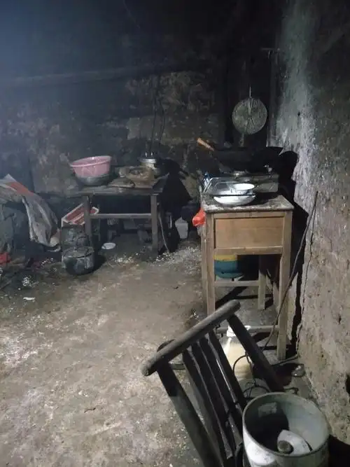 贫困家里情况调查