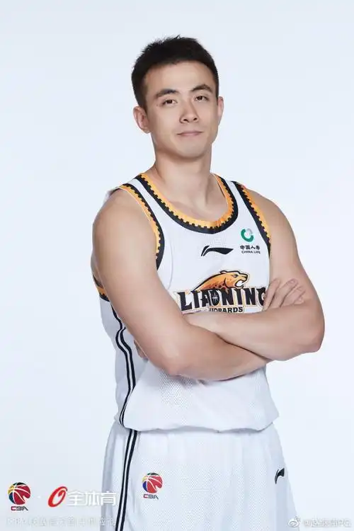 赵继伟:一眨眼第十个赛季了 珍惜当下想做什么大胆做!9494