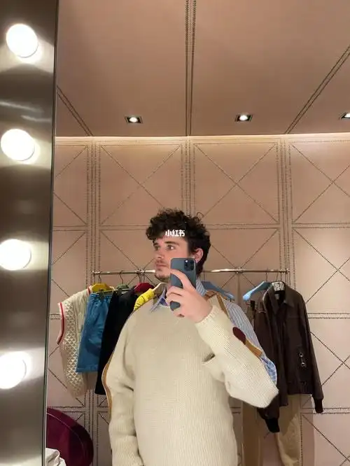 xiao zhans look from thenew introduction video is replicated