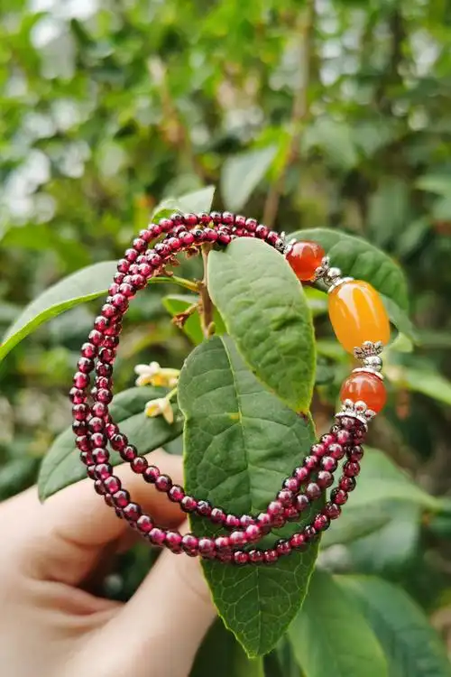 三生缘天然石榴石玛瑙三圈手串