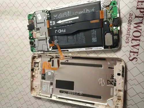 华为nova屏幕驾崩崩了,换个屏幕 - 拆机乐园 数码之家