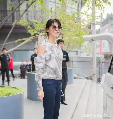 42岁刘涛的长裤穿出高级感