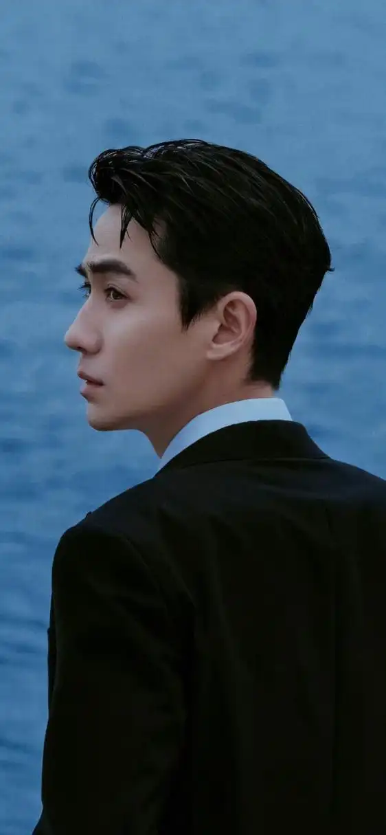 朱一龙这长相真是绝了!一张侧脸,同时酷似两位男明星!