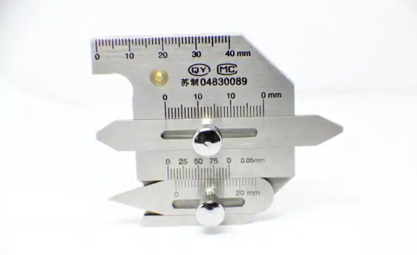 其主要由主尺,滑尺,斜形尺三个零件组成,是用来测量焊接件 a target="