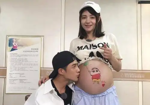 得知怀孕麦迪娜老公那就生李艾老公买8根验孕棒马剑越吵架