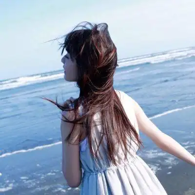 qq头像女生背影你会一眼中意的伤感女头