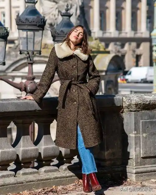 法国女人冬天翻牌率最高的4件单品,就是它们,怎么搭都美_大衣_显得