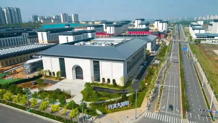 之城,文化之城,生态之城,宜居之城的目标持续建设,丹河新城城市框架