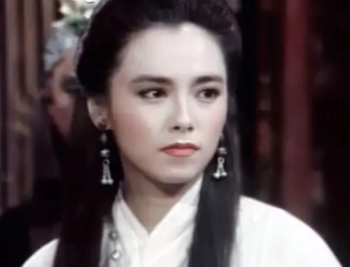 朱宝意 《小侠龙旋风》 饰 花弄影