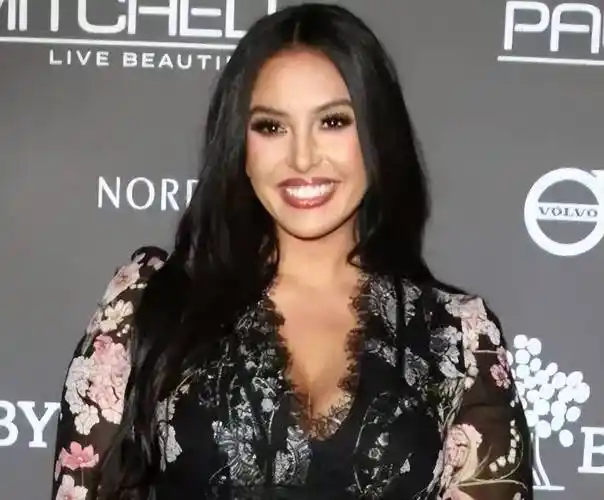 原创67暴瘦50斤瓦妮莎身材傲人疑似考虑再婚可能加索尔始终陪伴