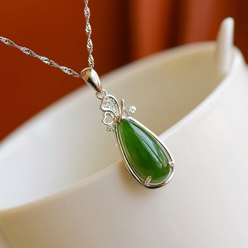 精品和田玉碧玉925银水滴吊坠