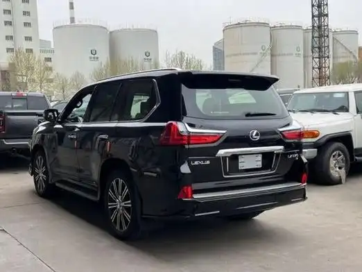 2023款雷克萨斯lx570出售优惠30万起