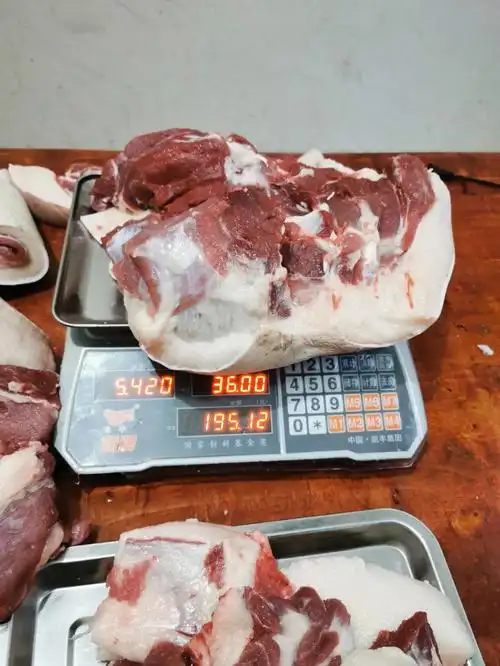 很多人吐槽别人香肠卖得贵是不要脸09