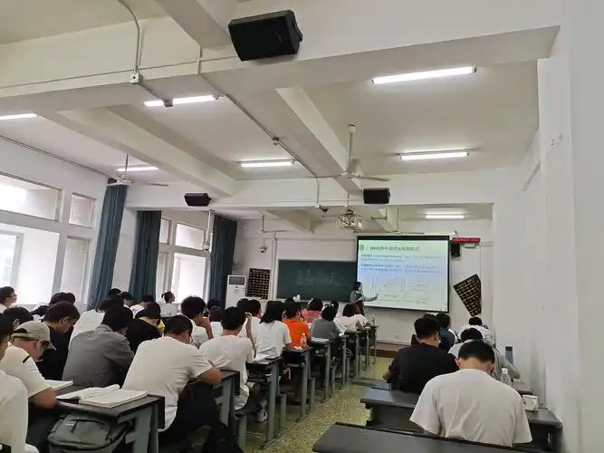 普通话推广进课堂_教学动态_成都中医药大学药学院