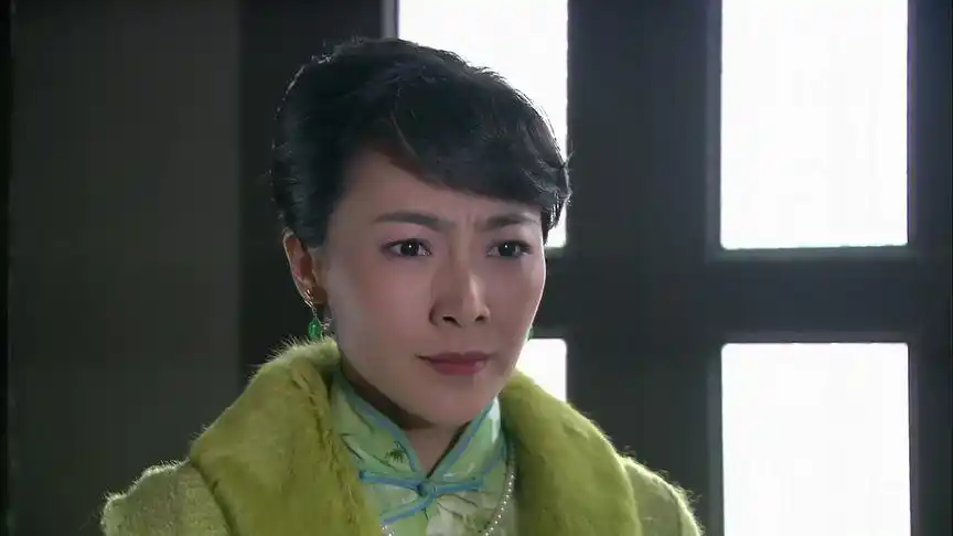 敌营十八年:康瑛得知顾一夫失踪心急如焚,顾一夫却在外瞎溜达-影视综