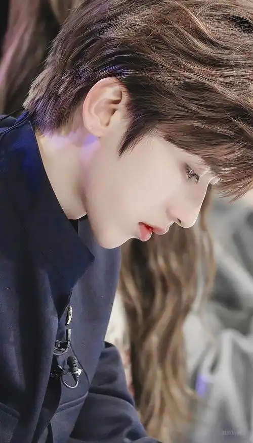 蔡徐坤,你是小神仙