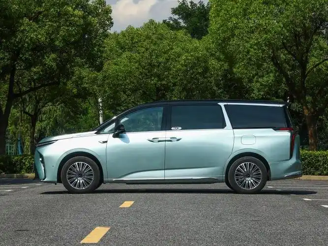 底价25.39万,现车充足-汽车之家