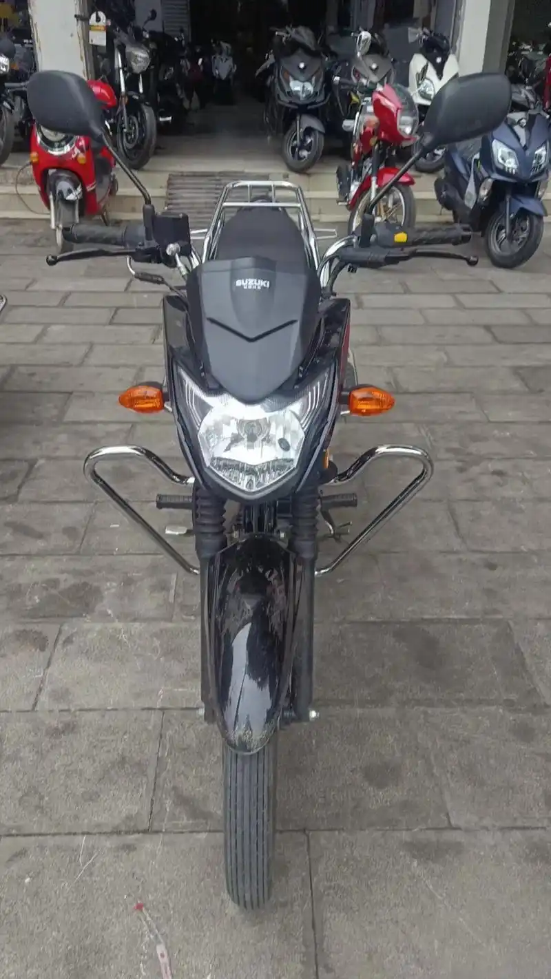 极品 铃木悍刃150马力 车况良好刚满2年#二手摩托车 - 抖音