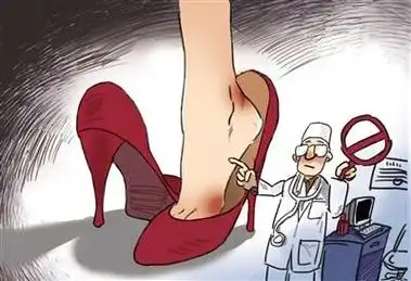 小心"美丽的代价" 长期穿高跟鞋隐藏多种危害