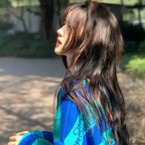 侧颜女生头像唯美女生头像侧脸长发气质超仙唯美漂亮高清侧颜头像图片