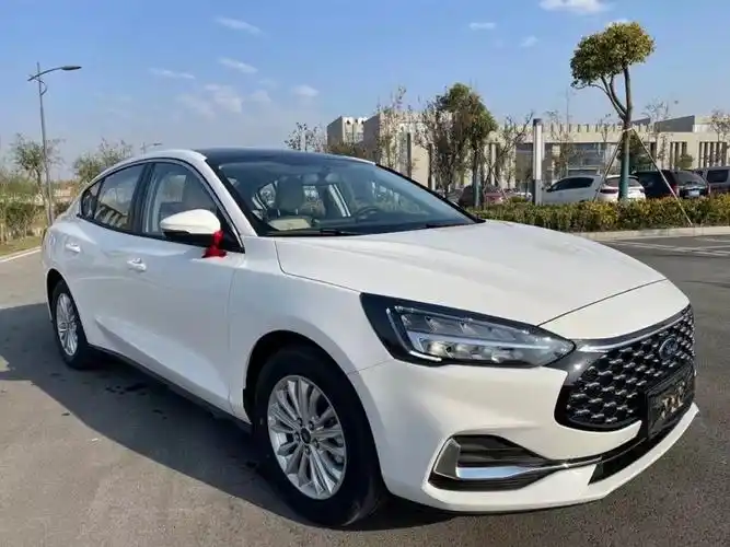 00 万 品牌:    福克斯 车辆编号: hf-441658         发布时间: 2021