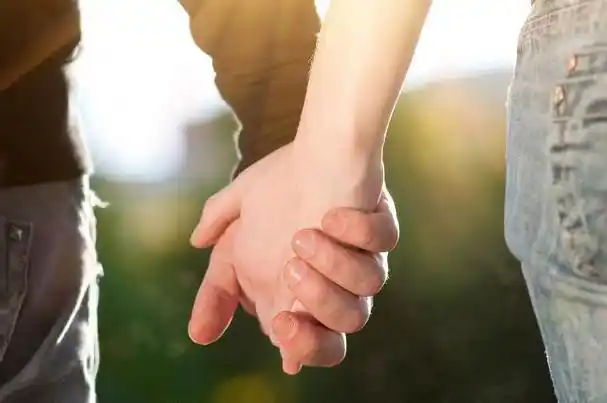 安慰男朋友这么说,比说爱你更有用,试试看