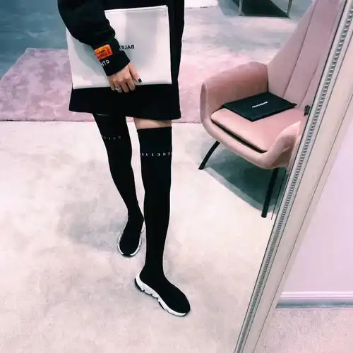 巴黎世家过膝袜_巴黎世家怎么样_瘦腿_时尚_穿搭_穿搭其他