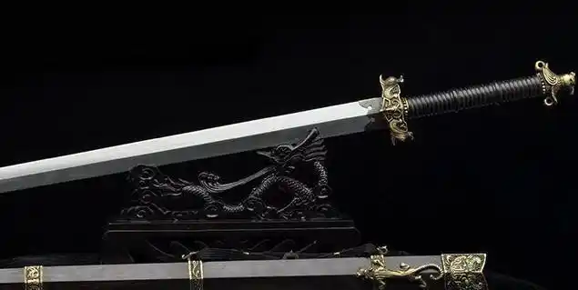 水瓶座——纯钧,亦名"纯钩",十大名剑之一.纯钧被称为"尊贵无双之剑".