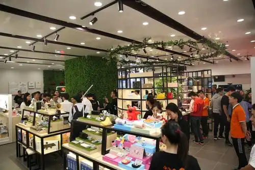 为什么消费者能在联通京东智慧生活体验店玩儿一整天