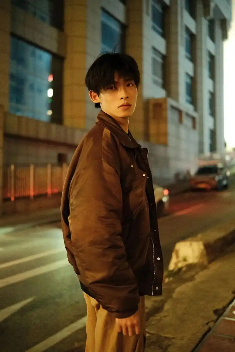 隧道里的电影感93‖王家卫风格写真.教大家如何拍摄  港风照 - 抖音