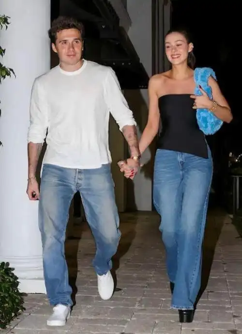 贝克汉姆大儿子真的养废了:迎娶白富美后,放任妻子与贝嫂不和睦