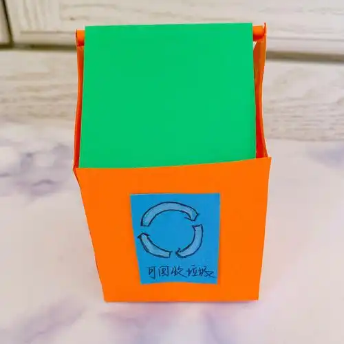 自制桌面垃圾桶,盖子会动,从小养成好习惯.