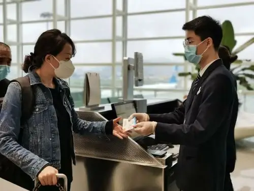 我的战疫我的城丨蒋俊豪 深圳机场地服公司国内服务科接送机服务员