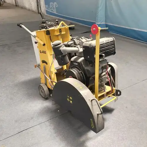 汽油马路切割机小型马路切缝机混凝土路面切割机