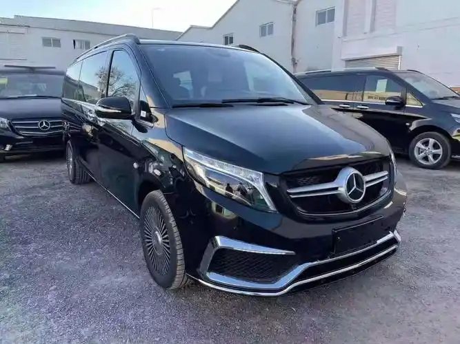 大空间奔驰威霆商务车堪称性价比之王