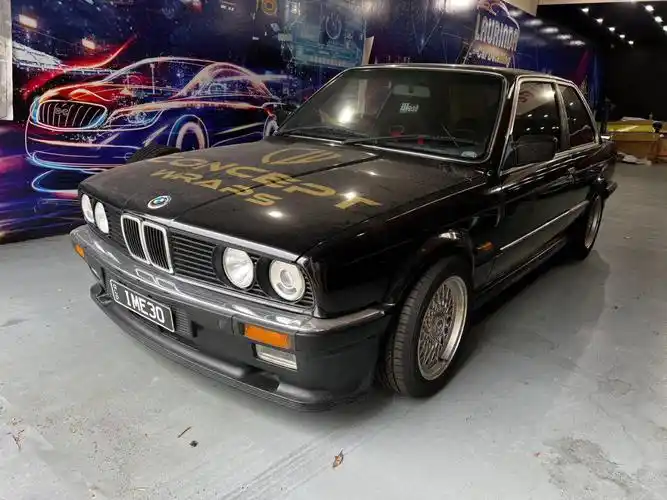 忍痛割爱 重度改装宝马e30