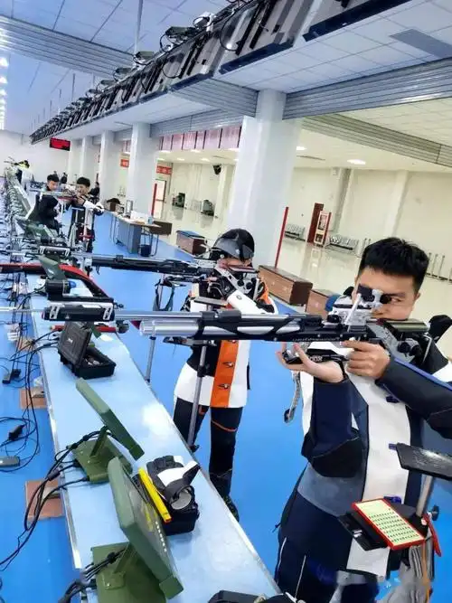 代表宁夏射击队参加了气步枪混合团体项目的比赛
