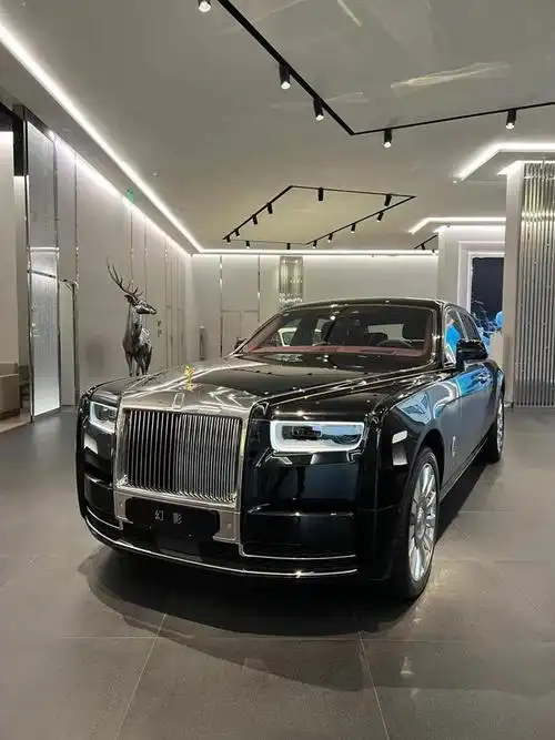 劳斯莱斯幻影加长黑色店内现车890万降价提车