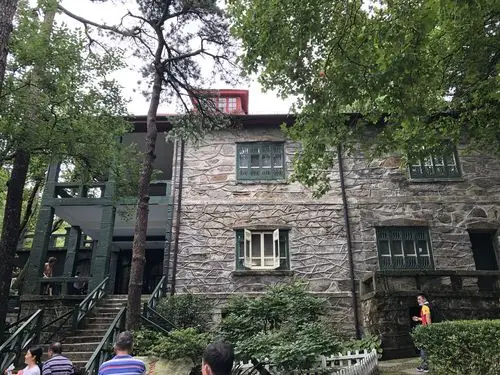 宋美龄庐山避暑别墅.
