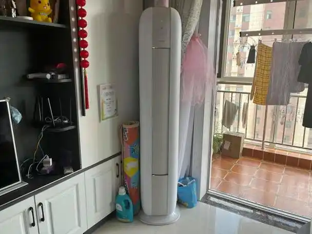 格力圆柱形空调清洗教程(格力时光绘圆柱空调清洗)1