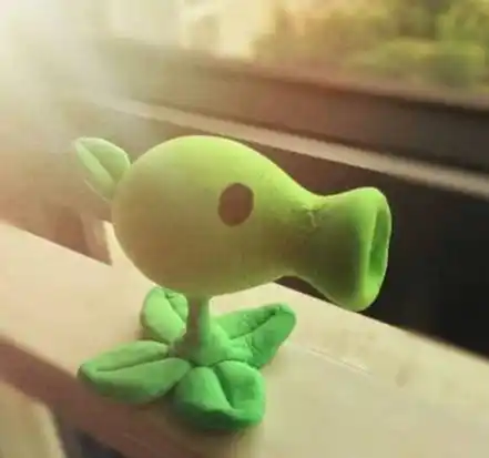 幼儿园手工,彩泥手工制作植物大战僵尸里的豌豆射手