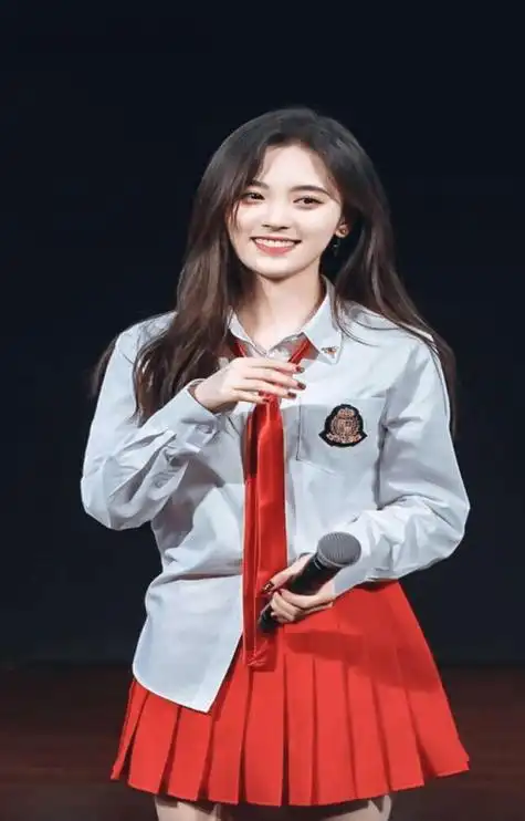 盘点校花校草,北影光璨中戏一展所长,长春光华学院流星赶月_排名_李灵