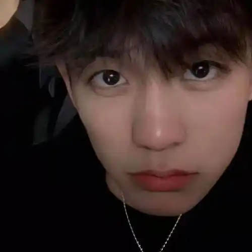 男生头像余庆伟