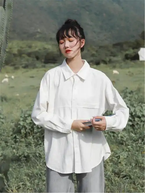 白色衬衫女宽松中长款