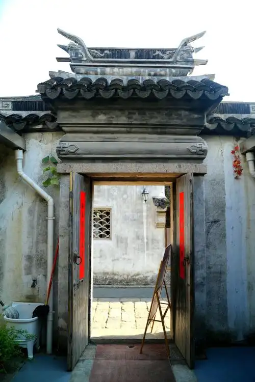 青砖黛瓦马头墙