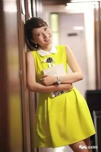 雪瑾 上海人民广播电台品牌节目《直通990》主持人 上海文广新闻传媒