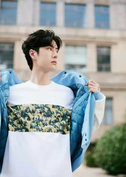 王一博清爽男高